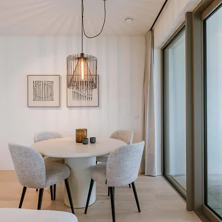 Luxury Seaview With Free Private Parking Apartment Ostende