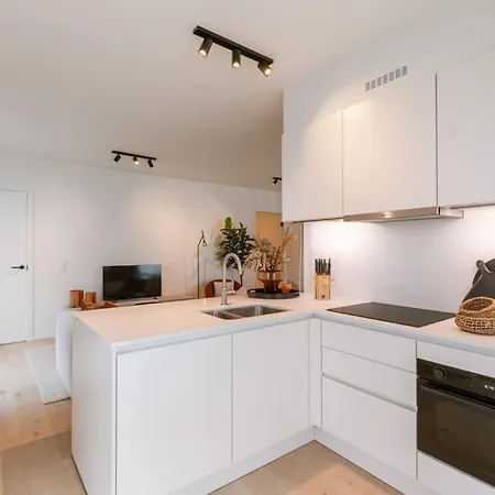 Luxury Seaview With Free Private Parking Apartment *