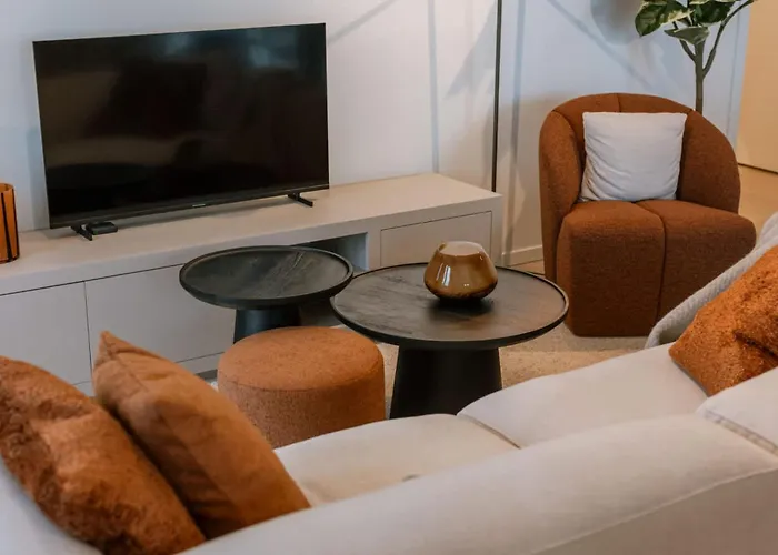 Luxury Seaview With Free Private Parking