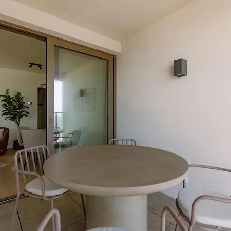 Luxury Seaview With Free Private Parking