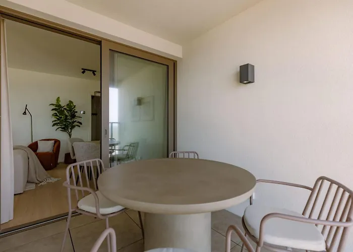 Luxury Seaview With Free Private Parking